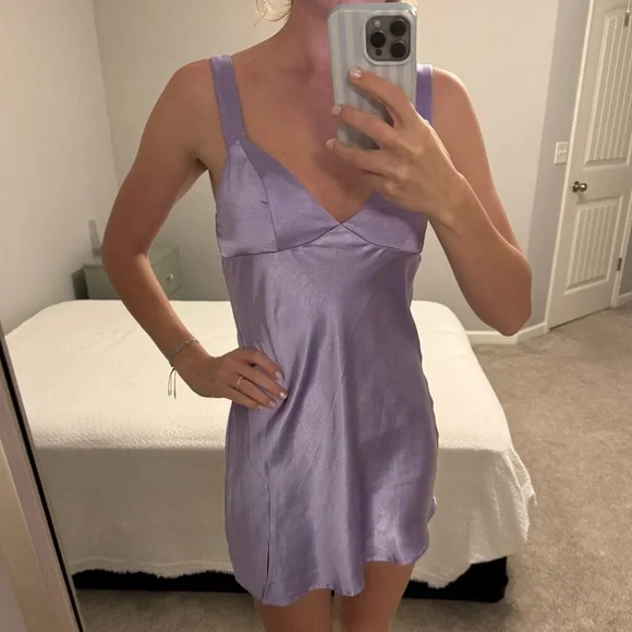 Princess Polly Lilac Satin Slip Dress - Size 4 - Picture 4 of 4